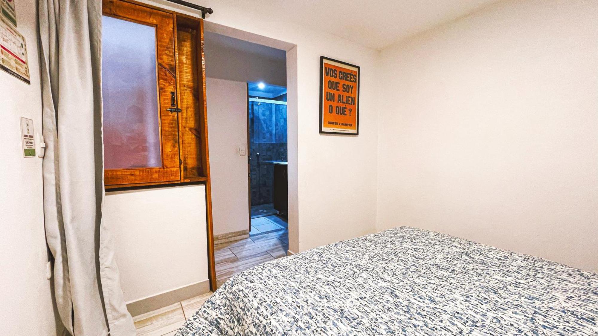 Adn Algo De Nosotros - Malaika Hostel Medellin Exterior photo